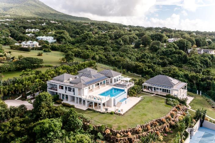 Image No.1-Villa / Détaché de 5 chambres à vendre à Nevis