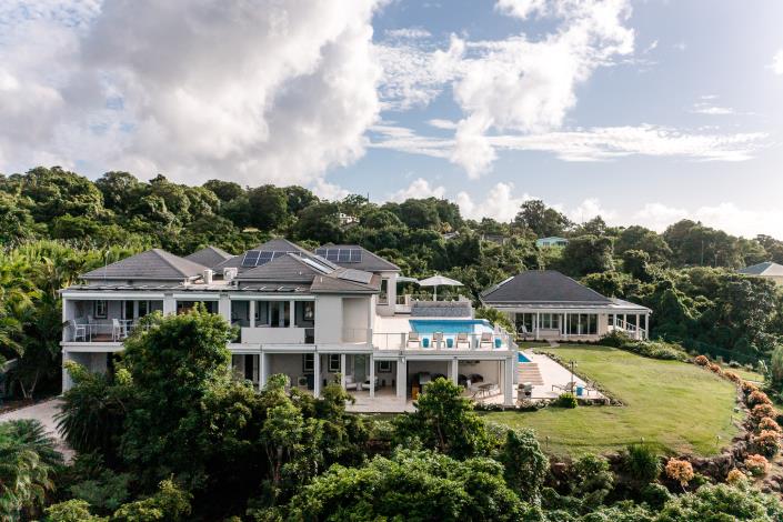 Image No.39-5 Bed Villa / Detached for sale