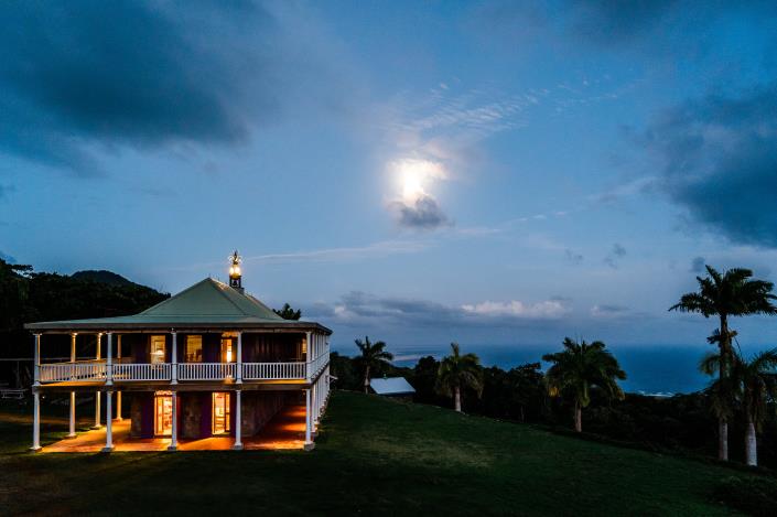 Image No.40-6 Bed Country Property for sale