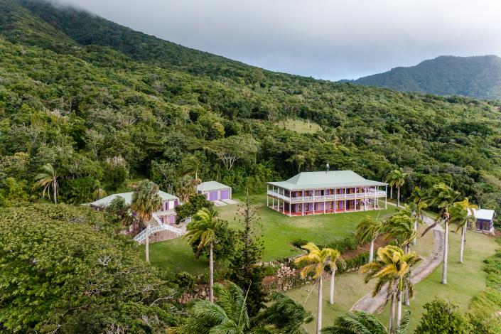 Image No.2-6 Bed Country Property for sale