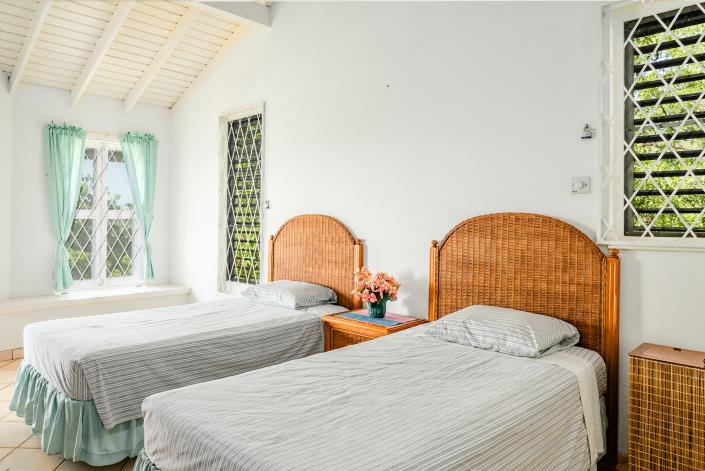 Image No.21-3 Bed Villa / Detached for sale