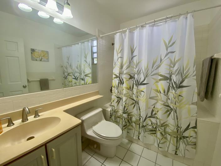 Image No.20-2 Bed Condo for sale