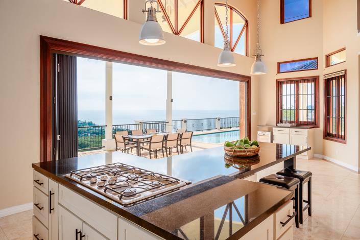 Image No.19-5 Bed Villa / Detached for sale