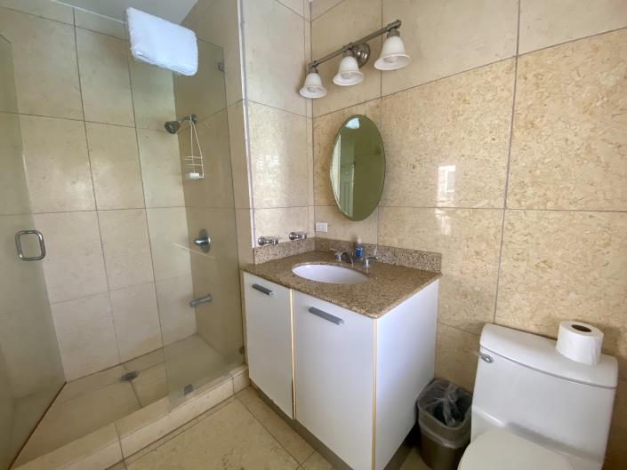 Image No.18-2 Bed Townhouse for sale