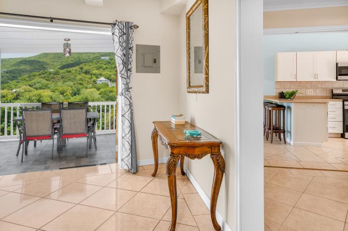 Image No.3-Villa / Détaché de 4 chambres à vendre à Nevis