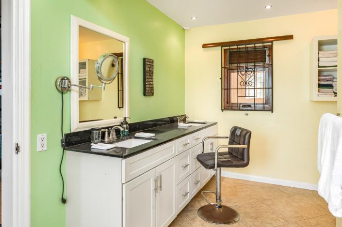 Image No.22-Villa / Détaché de 4 chambres à vendre à Nevis