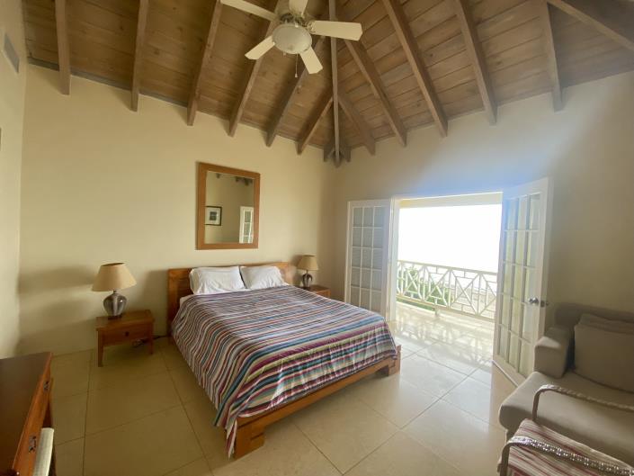 Image No.13-2 Bed Townhouse for sale