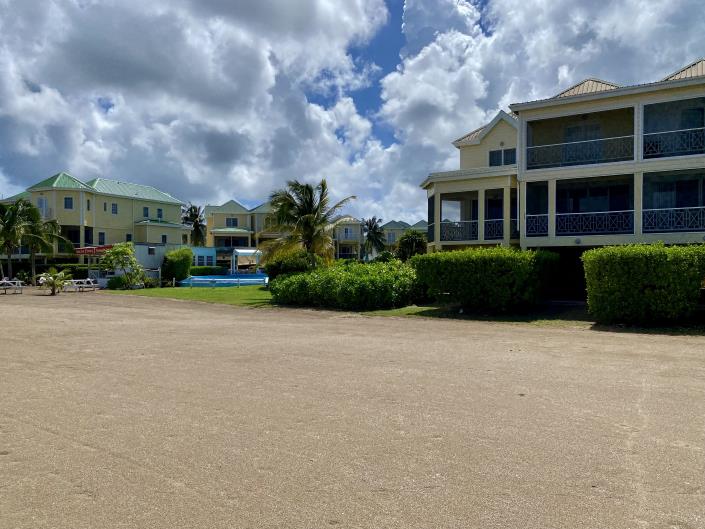 Image No.16-2 Bed Townhouse for sale