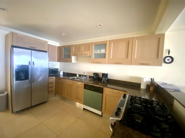 Image No.8-2 Bed Townhouse for sale