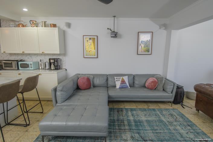 Image No.7-2 Bed Townhouse for sale