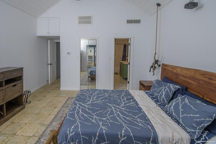 Image No.8-2 Bed Townhouse for sale