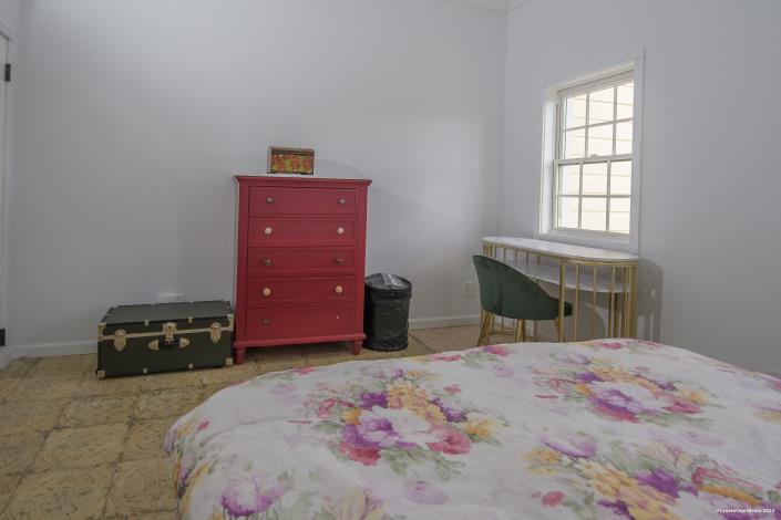 Image No.11-2 Bed Townhouse for sale