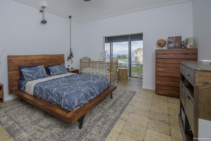 Image No.9-2 Bed Townhouse for sale