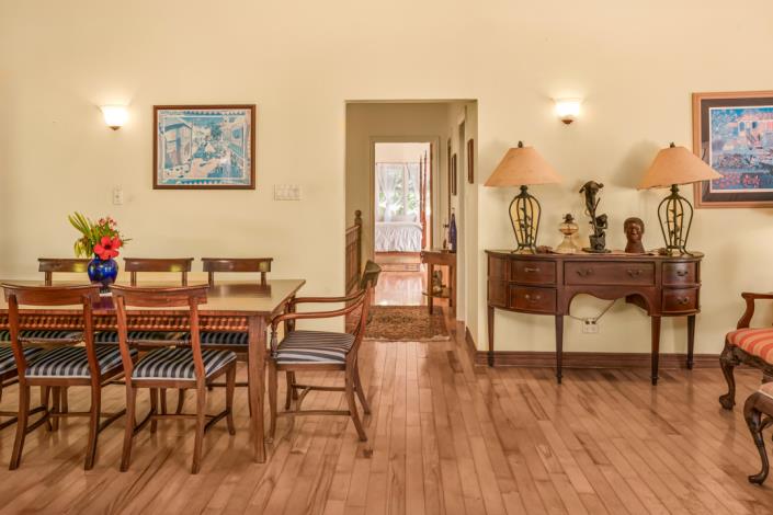 Image No.5-4 Bed Villa / Detached for sale