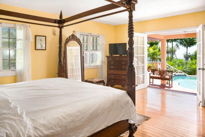 Image No.19-4 Bed Villa / Detached for sale