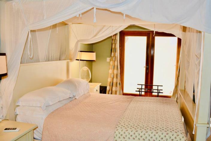 Image No.27-4 Bed Villa / Detached for sale