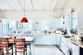 Image No.8-4 Bed Villa / Detached for sale