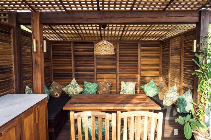 Image No.11-2 Bed Commercial for sale