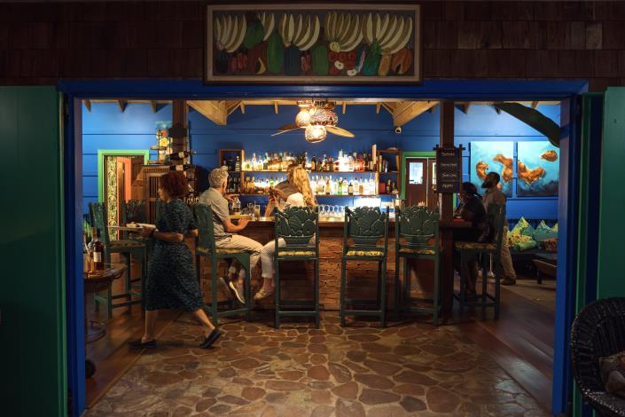 Image No.4-2 Bed Commercial for sale