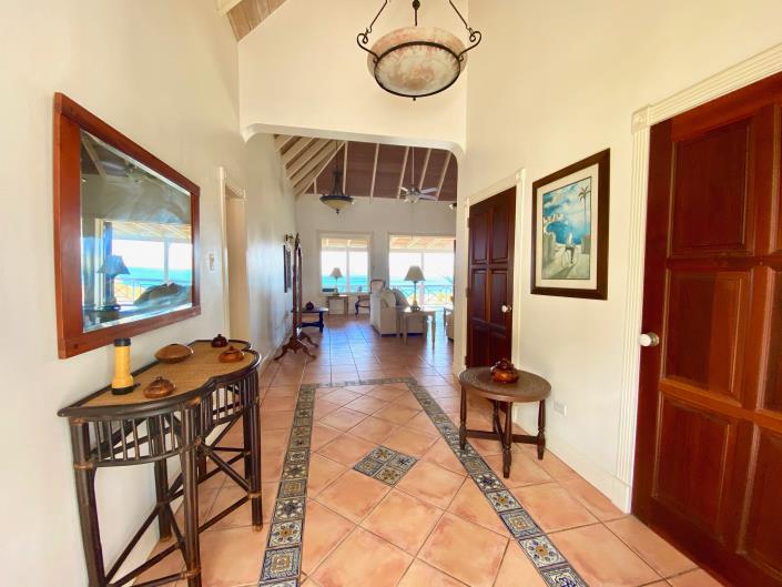 Image No.5-5 Bed Villa / Detached for sale