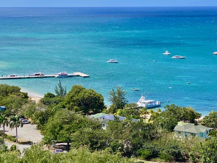 Image No.33-5 Bed Villa / Detached for sale