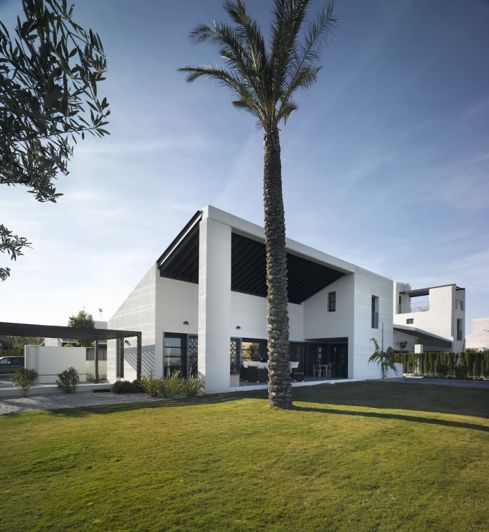 Image No.1-Villa for sale