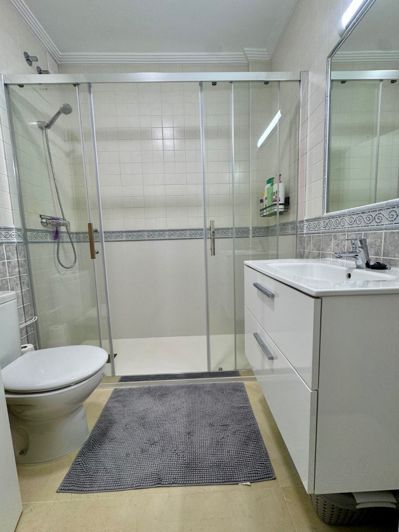 Image No.15-3 Bed House for sale