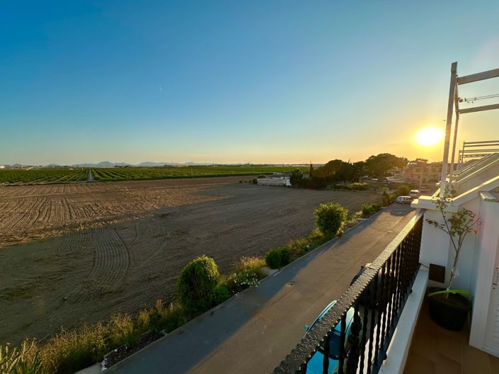 Image No.24-3 Bed House for sale