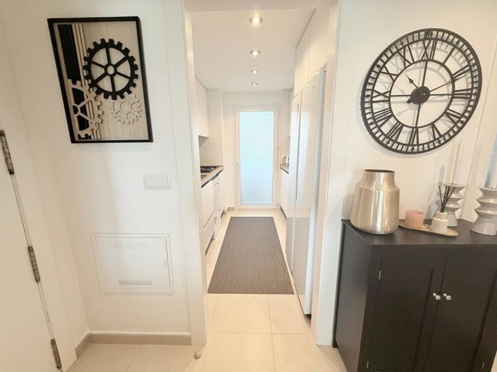 Image No.13-3 Bed Apartment for sale