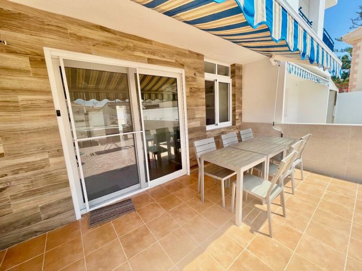 Image No.10-4 Bed Townhouse for sale