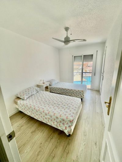 Image No.30-4 Bed Townhouse for sale