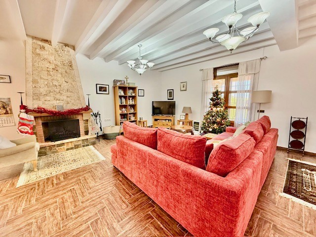 Image No.28-3 Bed Villa for sale