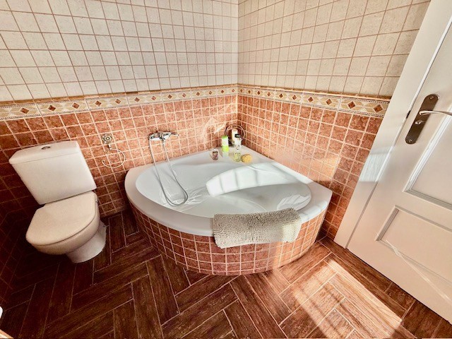 Image No.42-3 Bed Villa for sale