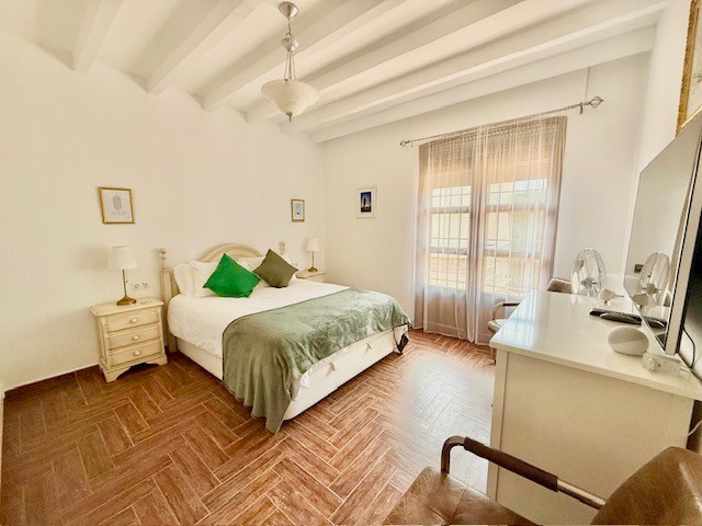 Image No.43-3 Bed Villa for sale