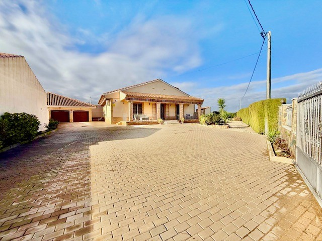 Image No.6-3 Bed Villa for sale