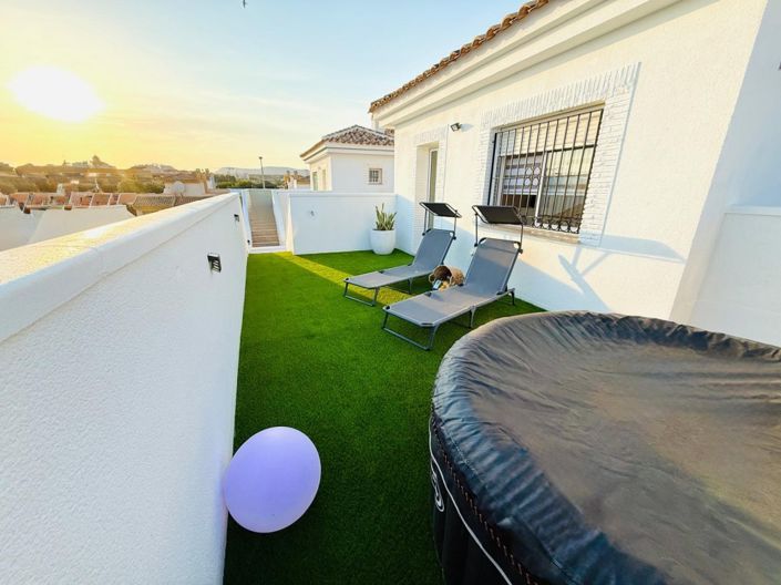 Image No.25-3 Bed Villa for sale