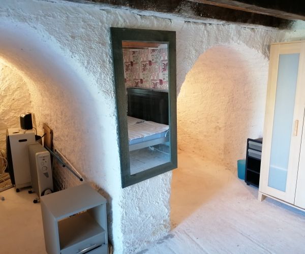 Image No.7-1 Bed House for sale