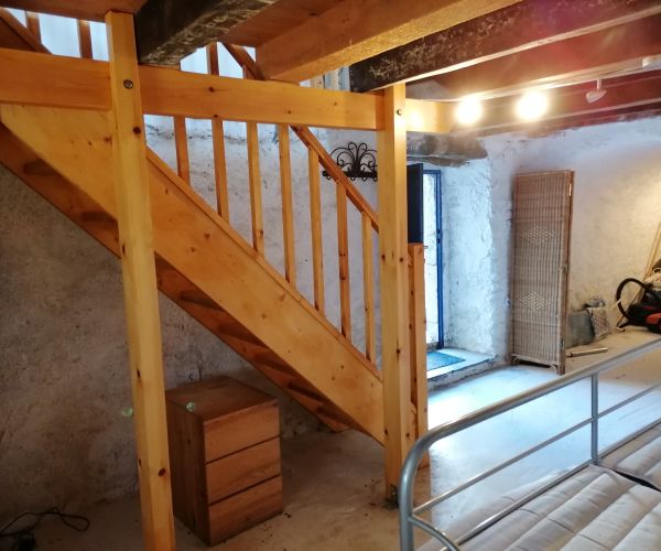 Image No.8-1 Bed House for sale