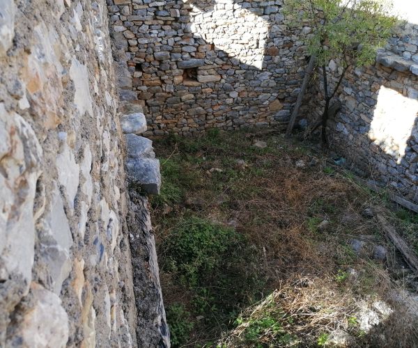 Image No.6-3 Bed House for sale