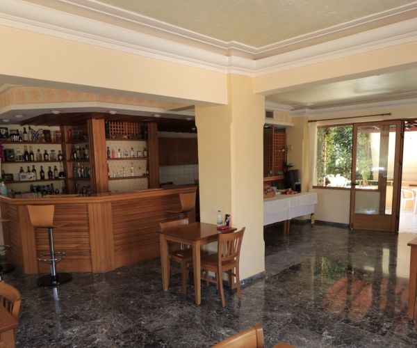 Image No.10-Maison de 21 chambres à vendre à Stoupa