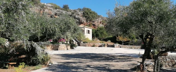 Image No.3-Maison de 6 chambres à vendre à Kardamyli