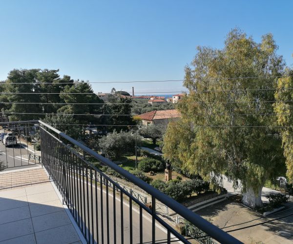 Image No.12-8 Bed House for sale