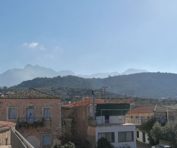 Image No.16-8 Bed House for sale