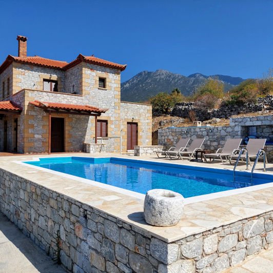 Image No.2-Maison de 2 chambres à vendre à Kardamyli