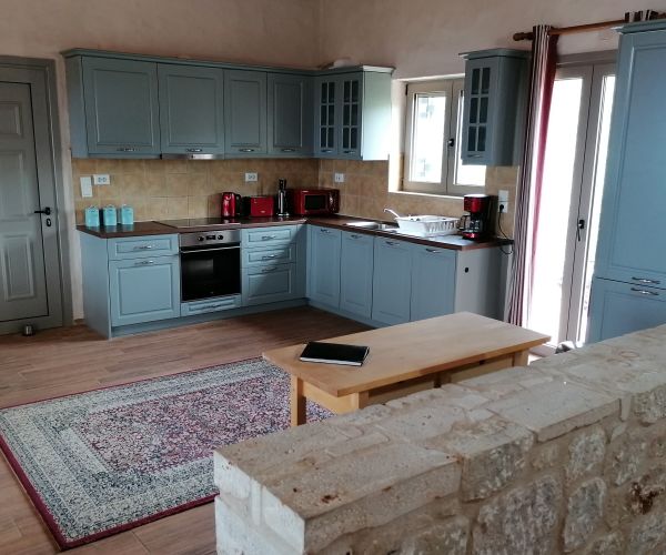 Image No.30-4 Bed House for sale