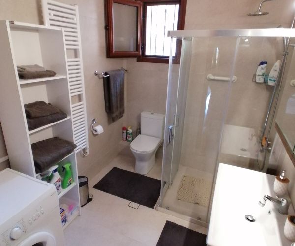 Image No.14-2 Bed House for sale