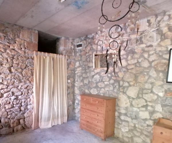 Image No.21-2 Bed House for sale