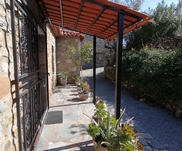 Image No.7-2 Bed House for sale