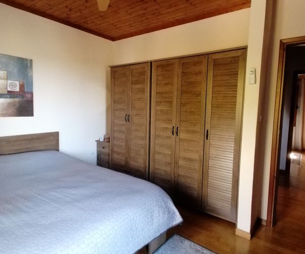 Image No.9-2 Bed House for sale