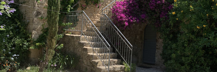 Image No.1-4 Bed House for sale